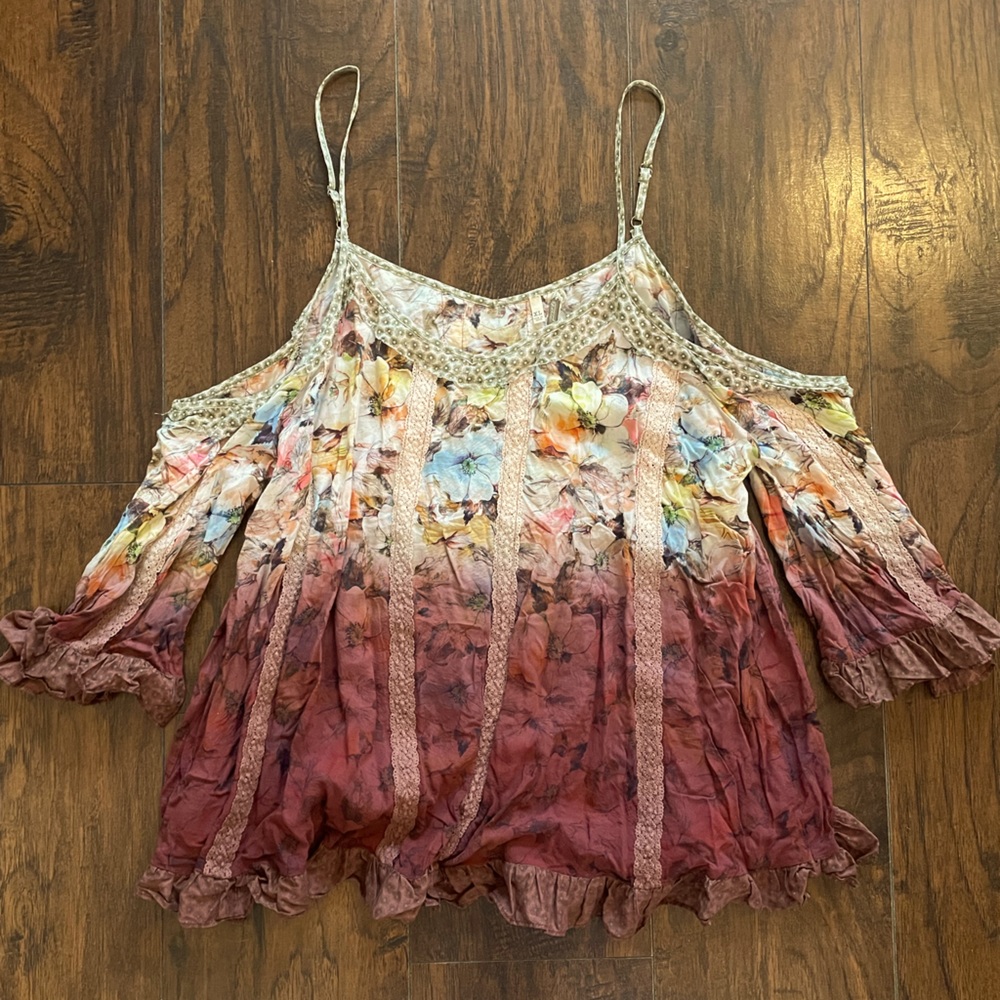 Floral Cold Shoulder Top